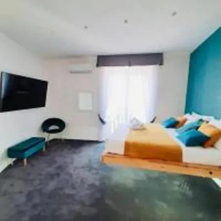 Guest house Tiffany & Mayfair Lifestyle By Babylon 4*