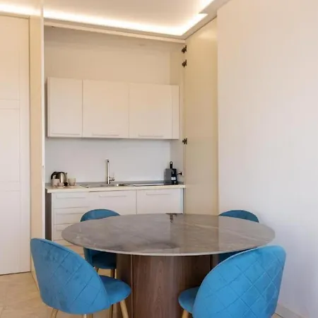 Mayfair Lifestyle By Babylon Penzion 4*