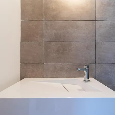 Πανσιόν Mayfair Lifestyle By Babylon 3*